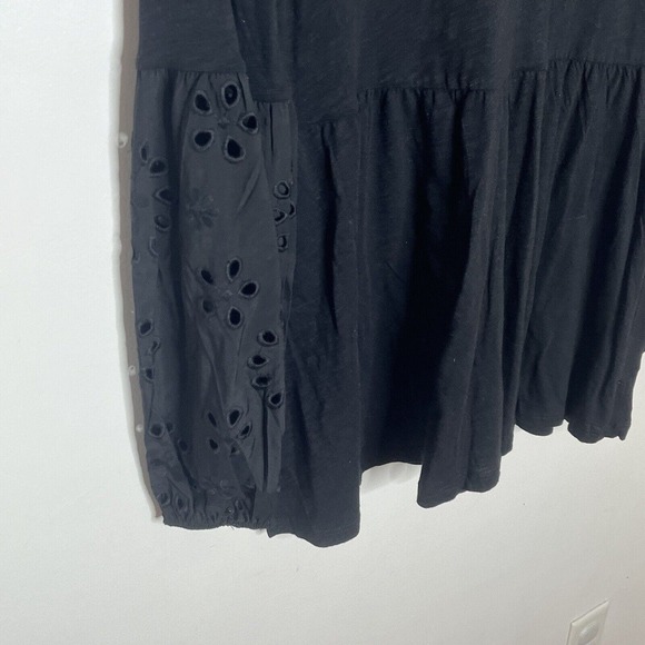 Torrid Eyelet Lace Ruffled Top Black Womens 1X Blouse Dark Romantic Fairy Grunge - Picture 2 of 8